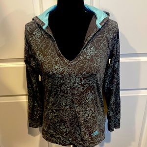 The North Face hooded pullover size Large